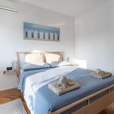 New! D31 Studio W2 Bikes, Sunny Terrace & Parking Rovinj Exterior foto
