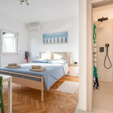 New! D31 Studio W2 Bikes, Sunny Terrace & Parking Rovinj Exterior foto