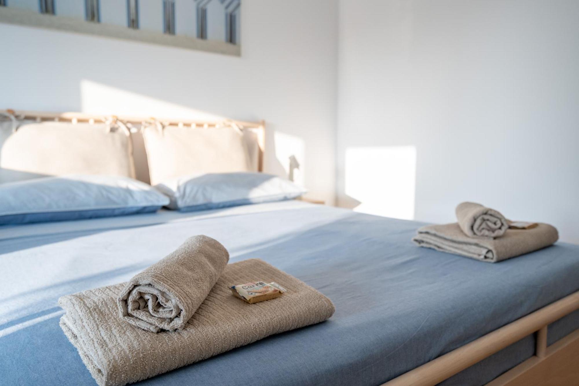 New! D31 W2 Bikes, Sunny Terrace & Parking Apartment Rovinj