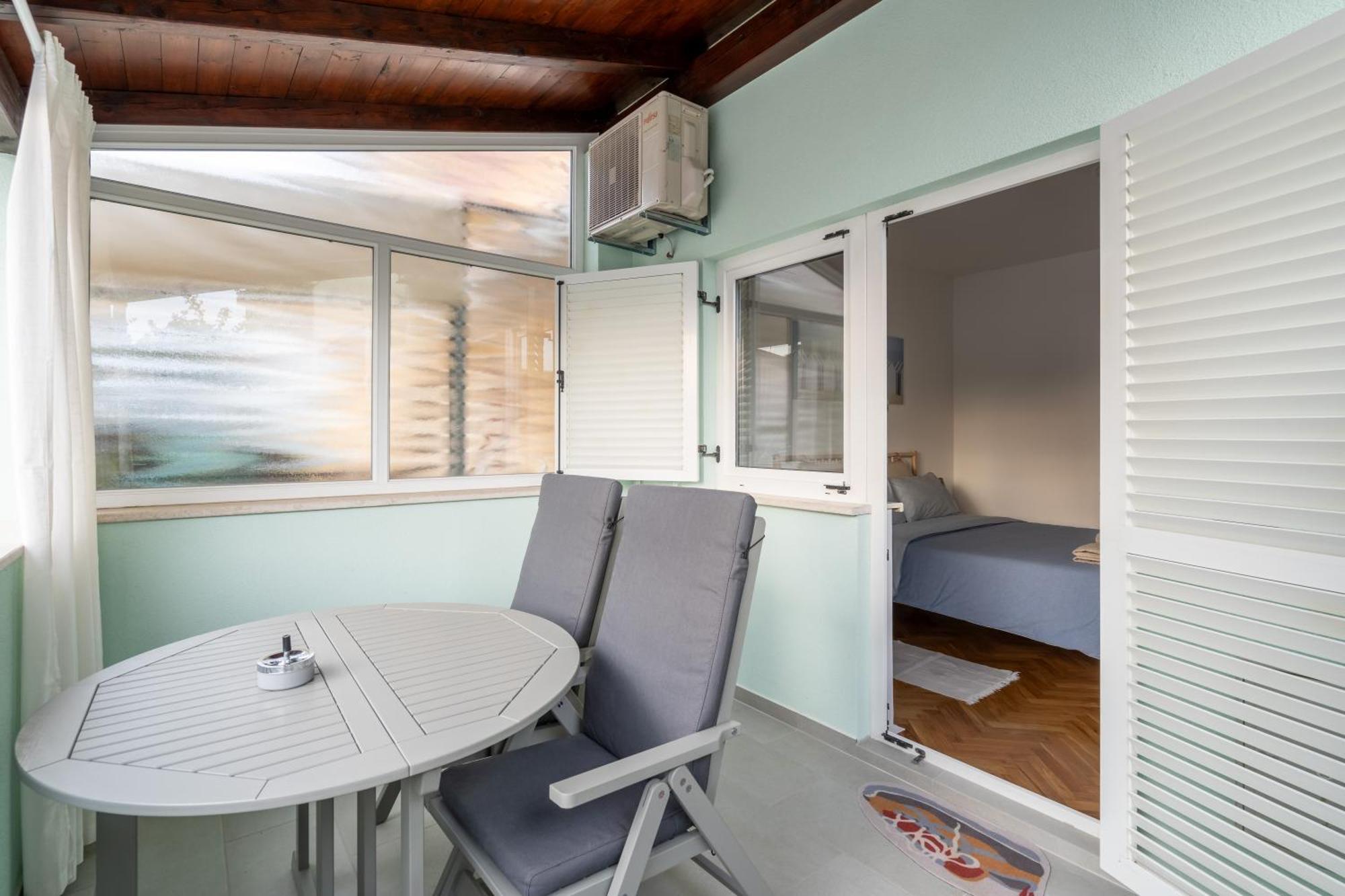 Apartment New! D31 W2 Bikes, Sunny Terrace & Parking
